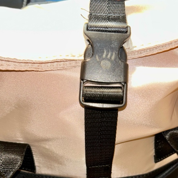 BearPaw Two-Tone Backpack and Computer Holder - Picture 9 of 12